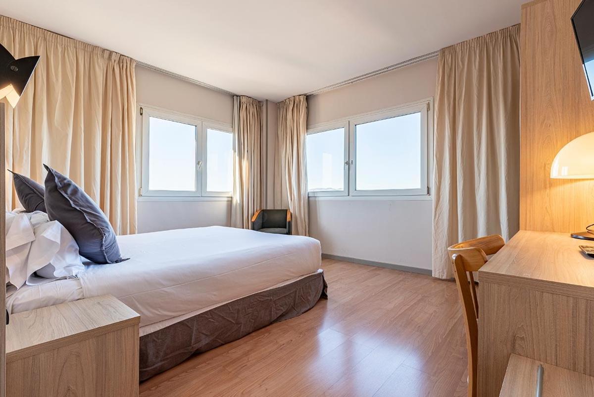 Hotel Air Penedes Вилафранка дел Пенедес Екстериор снимка